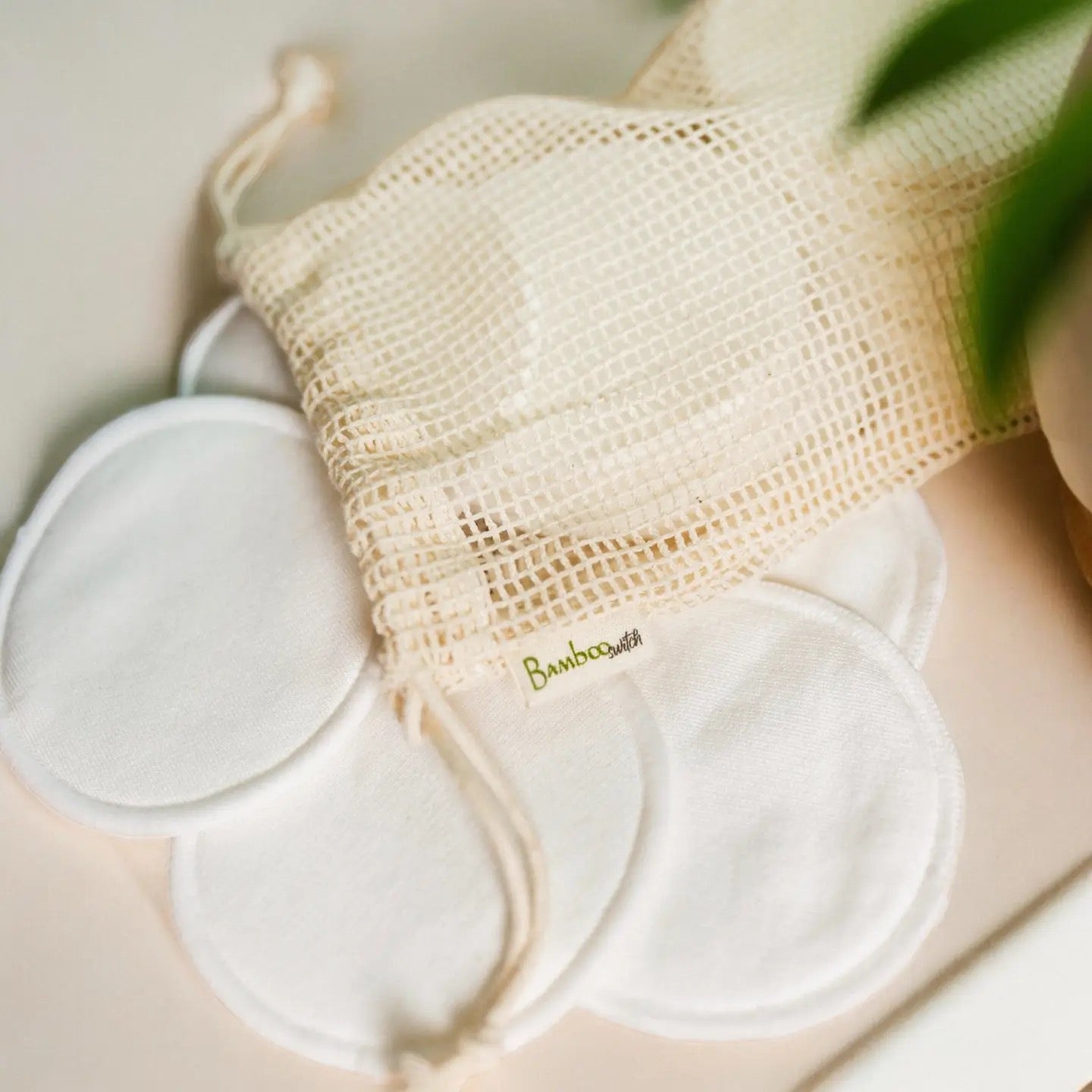 bamboo facial rounds+holder
